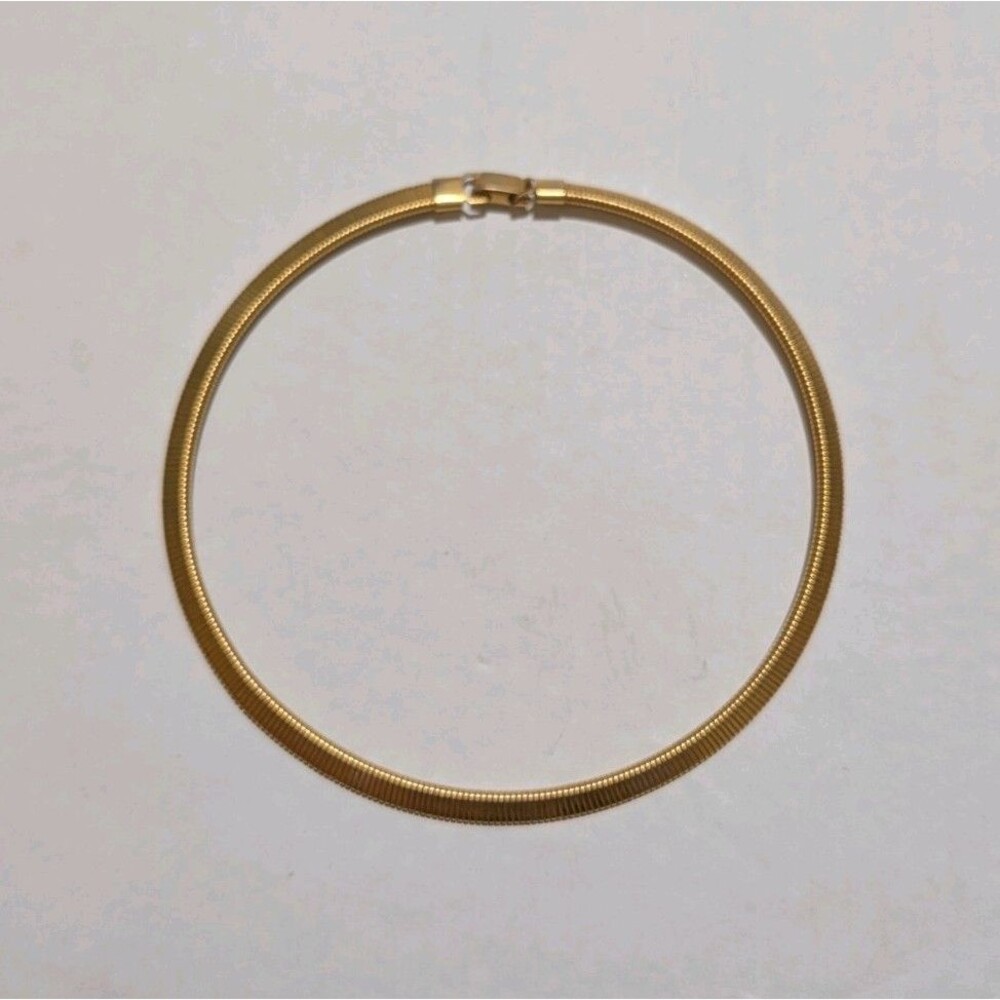 Vintage Gold Tone Flat Omega Chain Choker Necklace Flexible Collar 16"